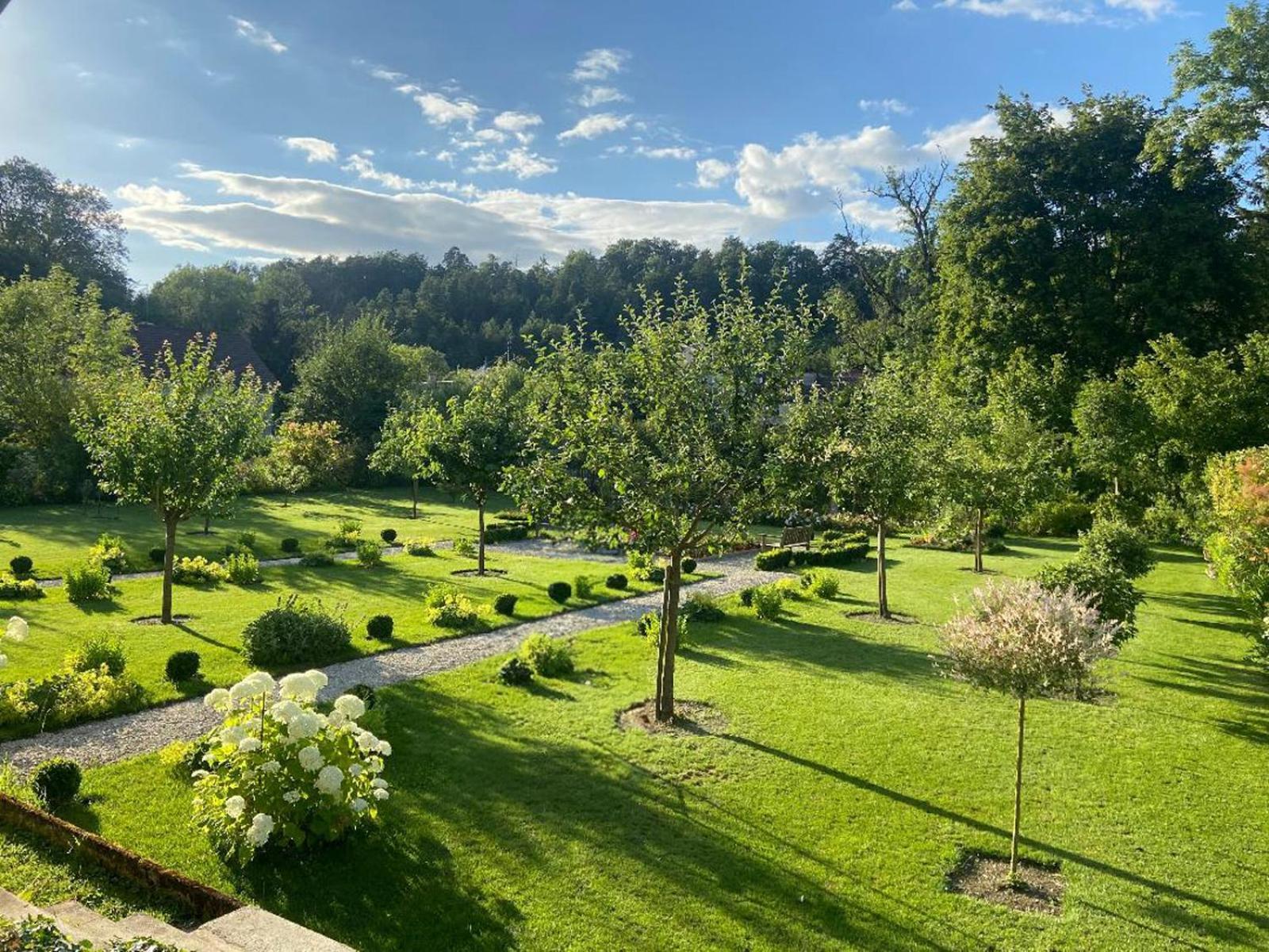 Domaine Hotel De France Cunfin Екстериор снимка