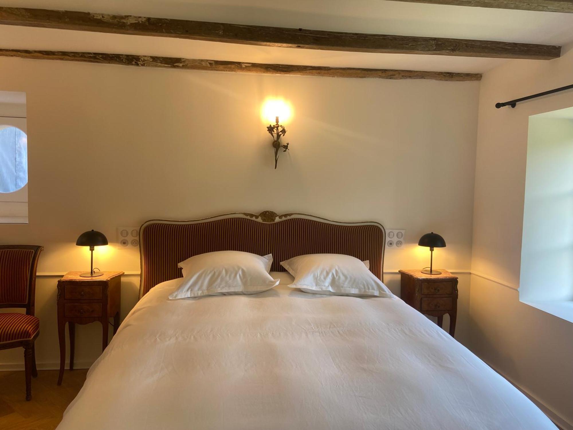 Domaine Hotel De France Cunfin Екстериор снимка