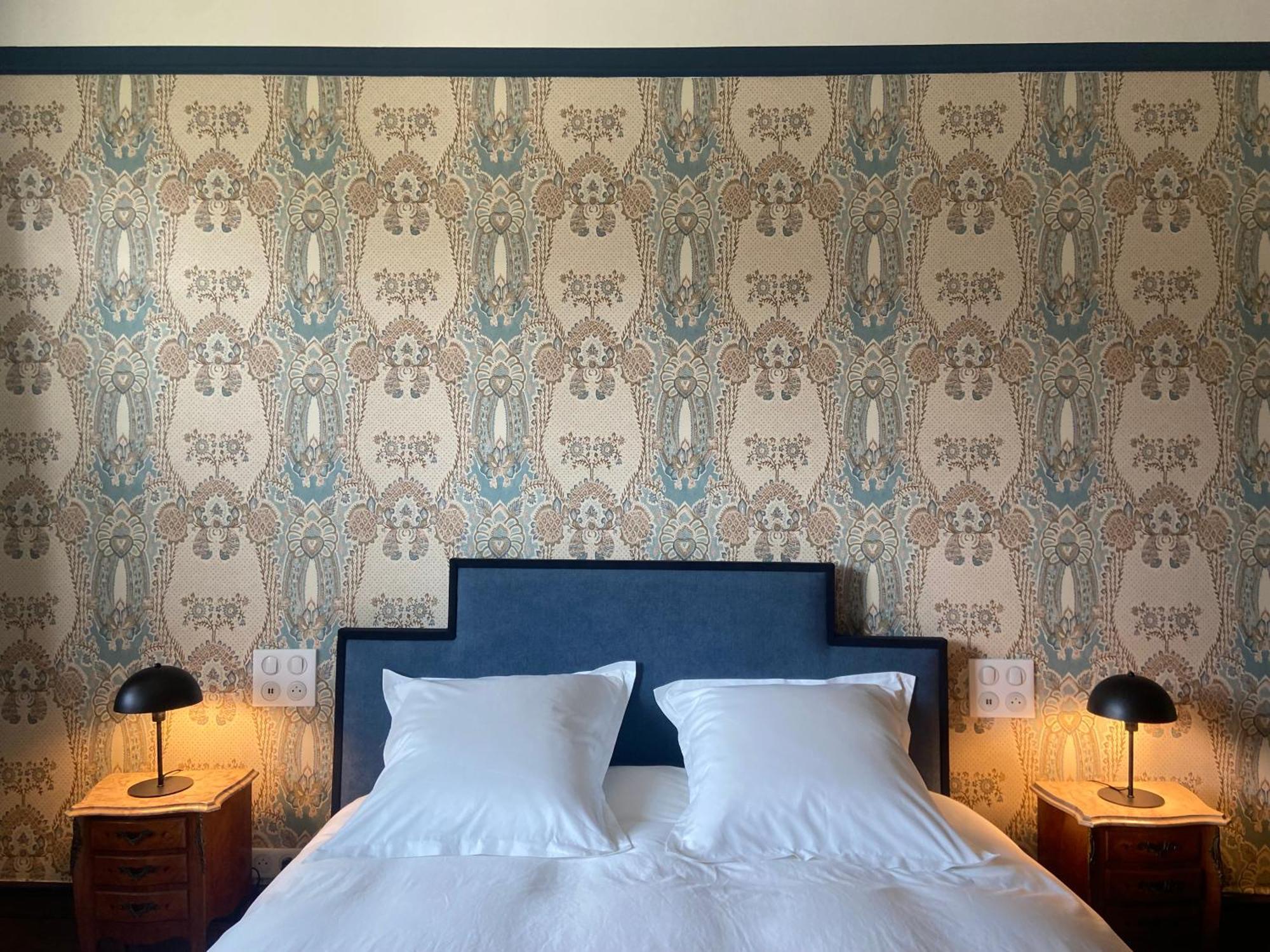 Domaine Hotel De France Cunfin Екстериор снимка